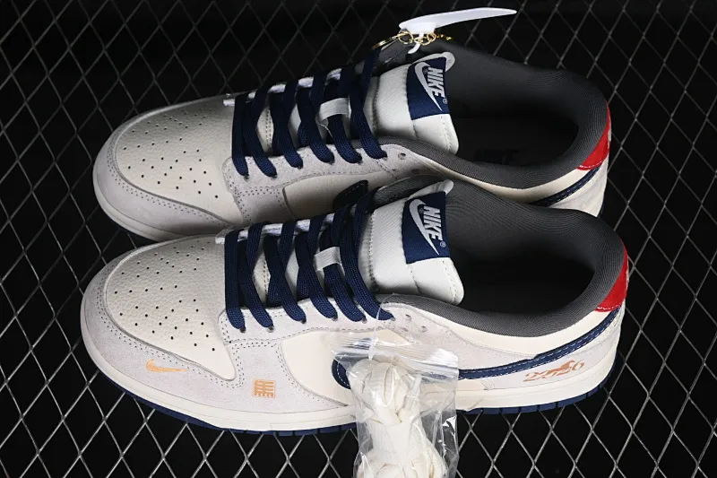 All categories Nk SB Dunk Series Nk SB Dunk Low High-end customized low-top sneakers Nike SB Dunk Low Limited to the Year of the Horse Gold is born every step of the way High-end customized low-top casual sneakers MN1688-112